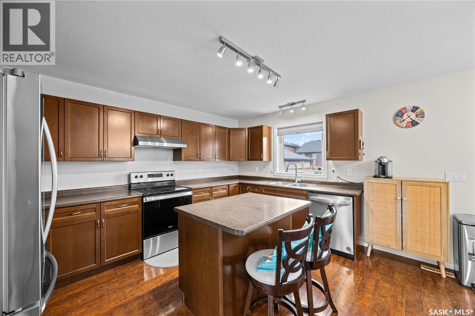 610 Stonebridge Common, Saskatoon, SK