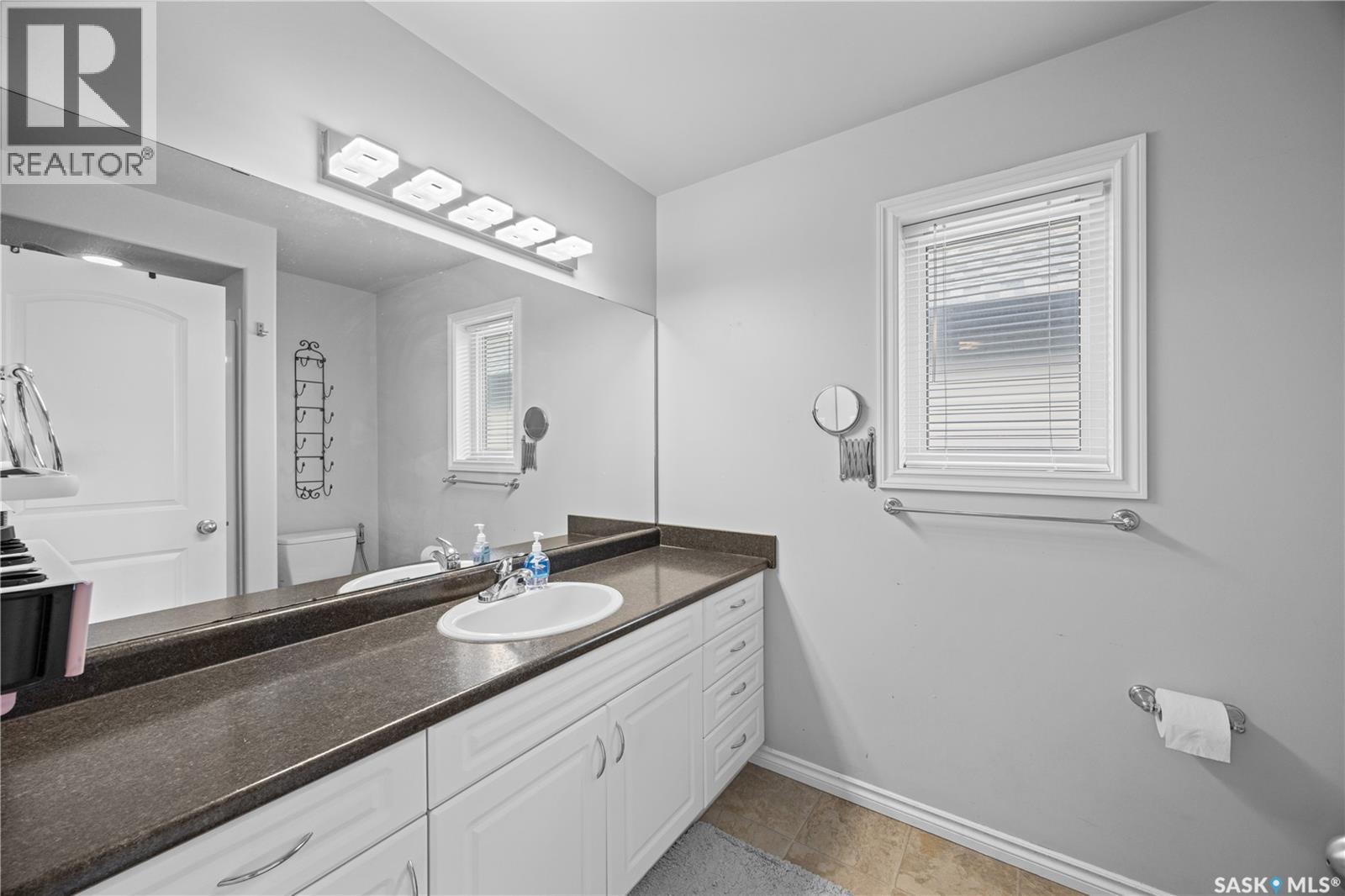 610 Stonebridge Common, Saskatoon, SK