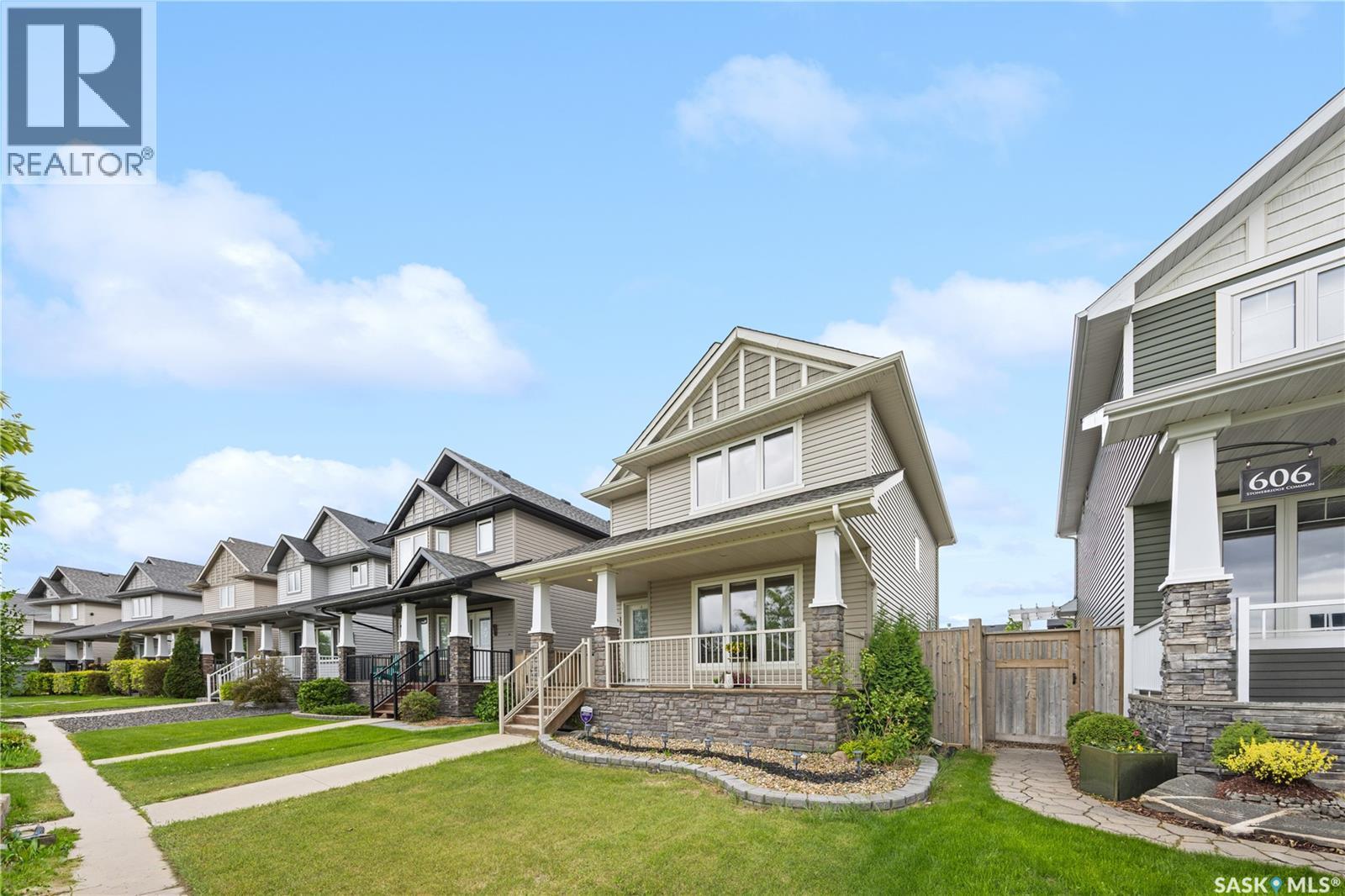 610 Stonebridge Common, Saskatoon, SK