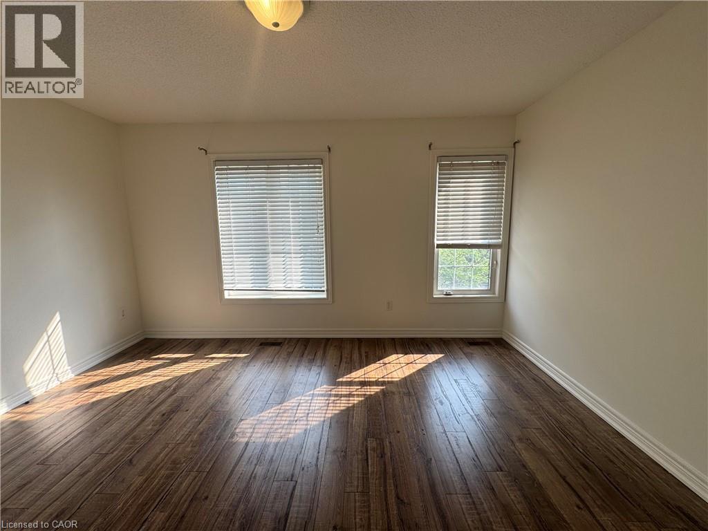 690 Summers Common, Burlington, ON - Indoor Photo Showing Other Room