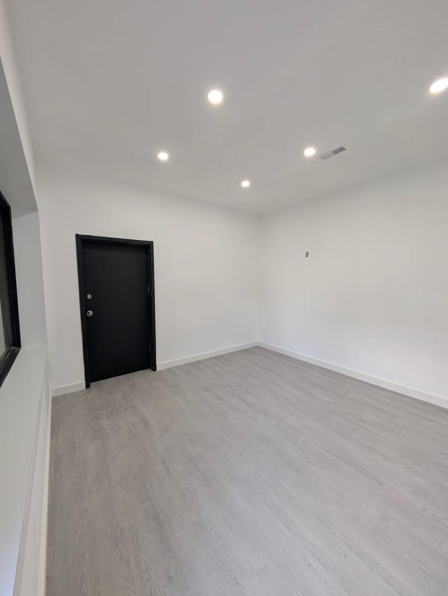 15534 131 Ave Nw, Edmonton, AB