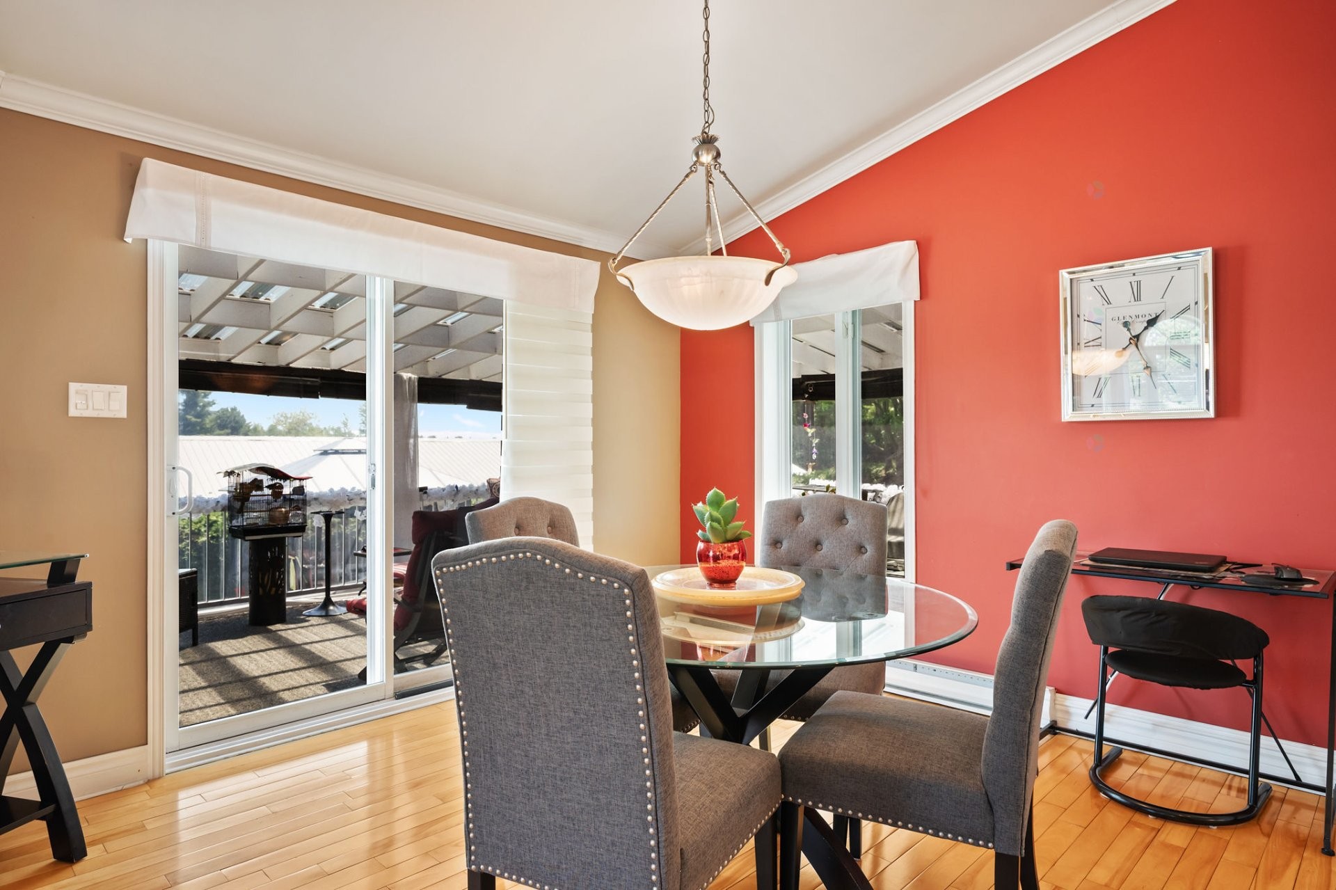 Dining Room - 2081 Rue De La Visitation, Saint-Charles-Borromée, QC - Indoor Photo Showing Dining Room