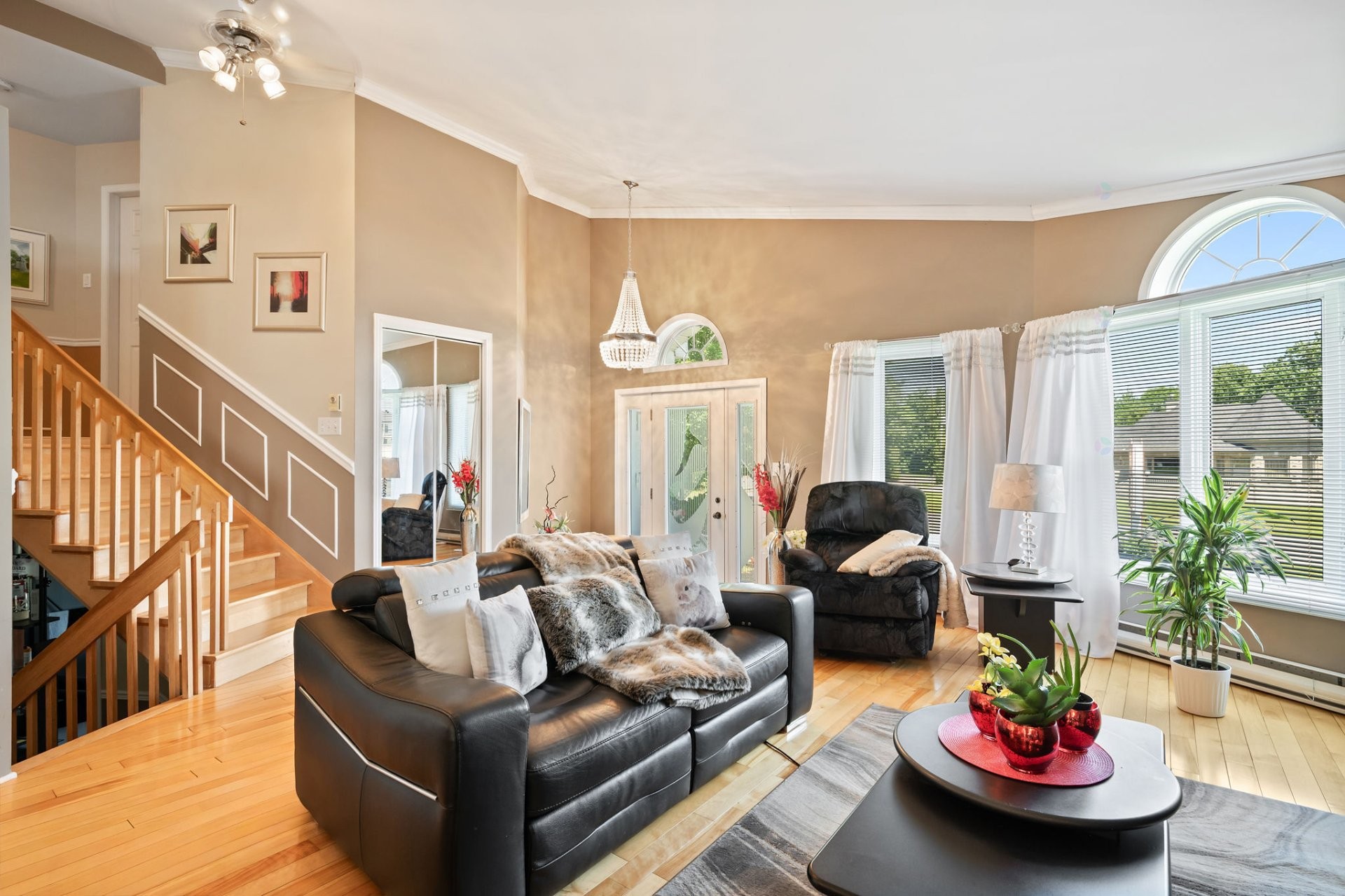 Living Room - 2081 Rue De La Visitation, Saint-Charles-Borromée, QC - Indoor Photo Showing Living Room