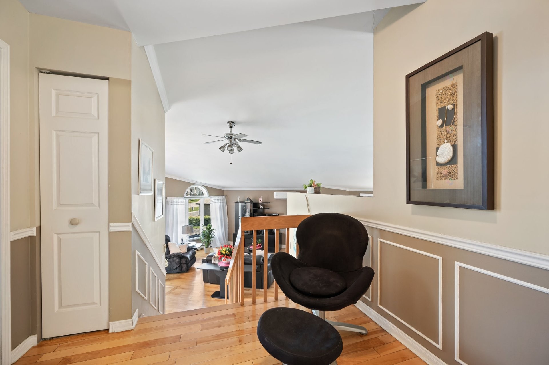Passageway - 2081 Rue De La Visitation, Saint-Charles-Borromée, QC - Indoor