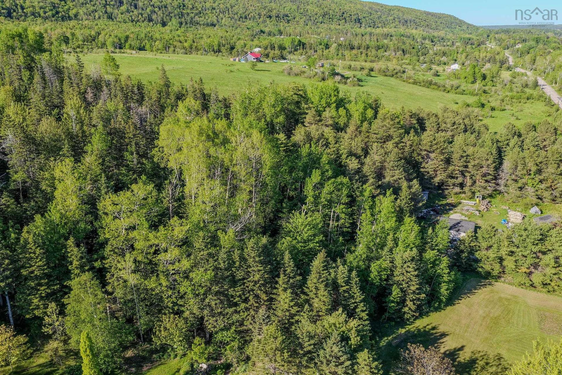Coxheath Road, Blacketts Lake, NS