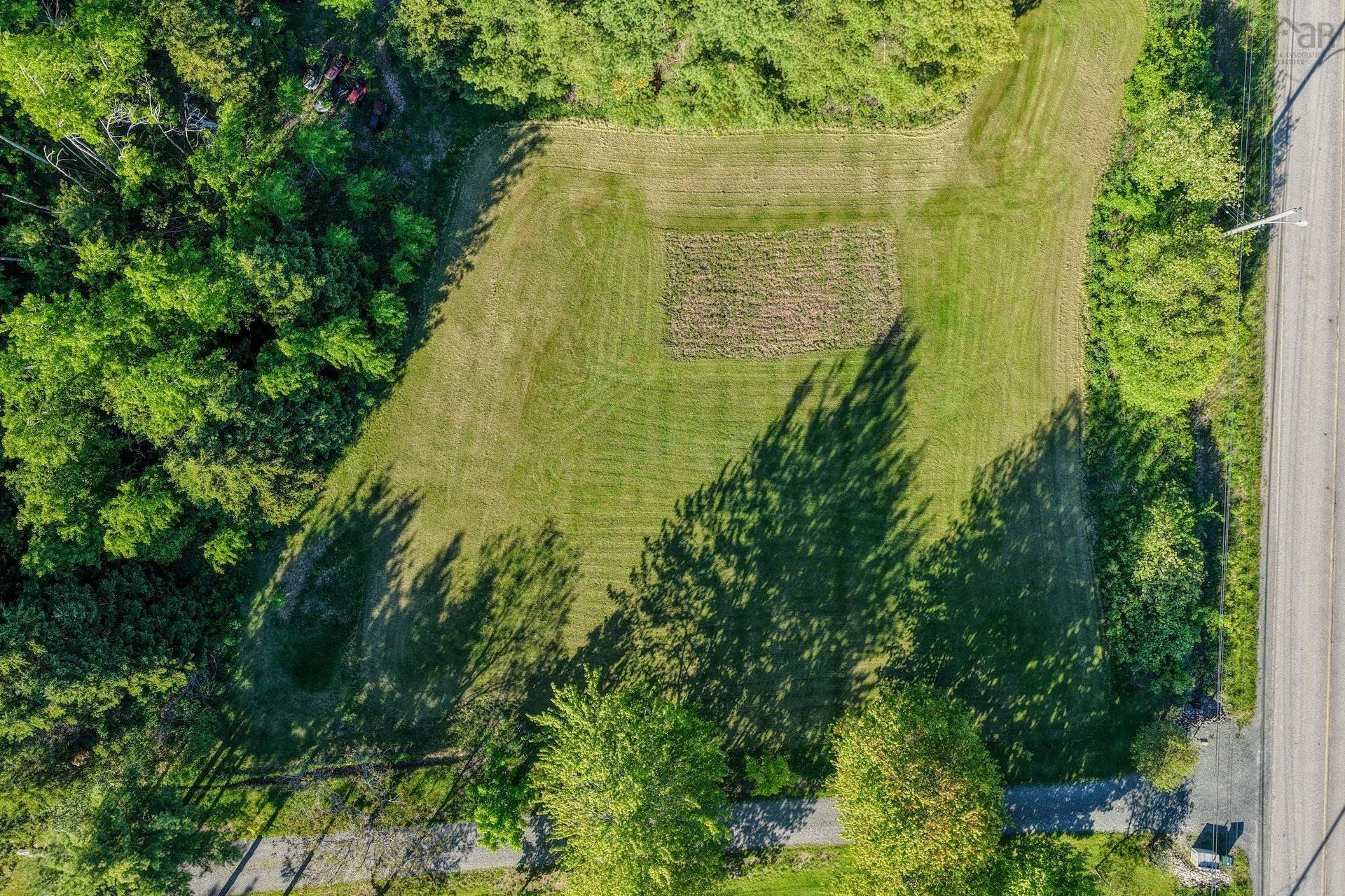 Coxheath Road, Blacketts Lake, NS