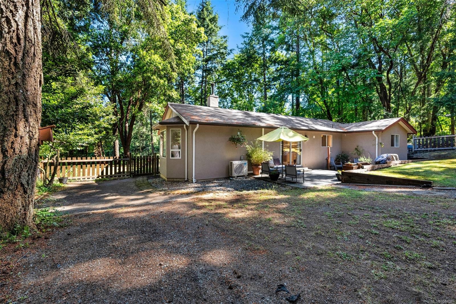 1290 Mckenzie Dr, Duncan, BC