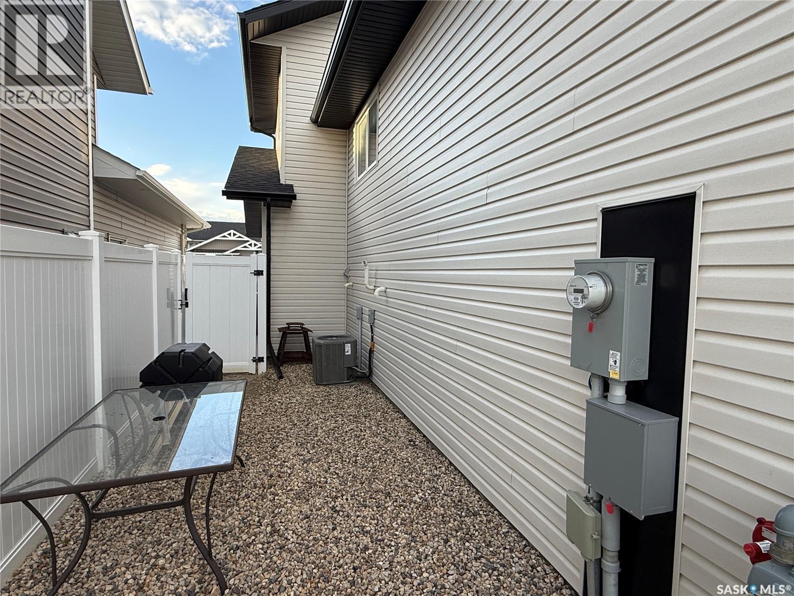 715 Scott Crescent, Warman, SK