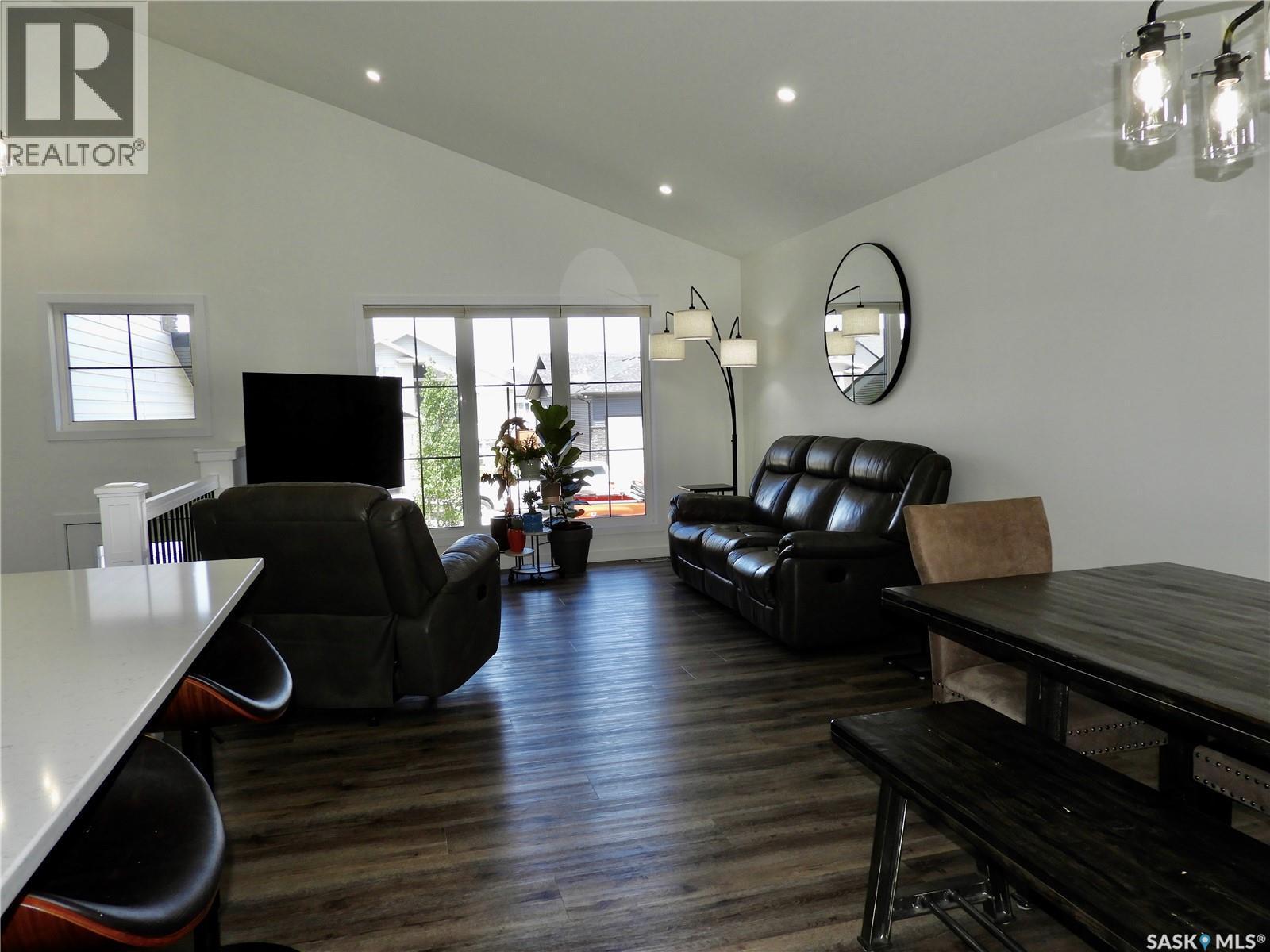 715 Scott Crescent, Warman, SK
