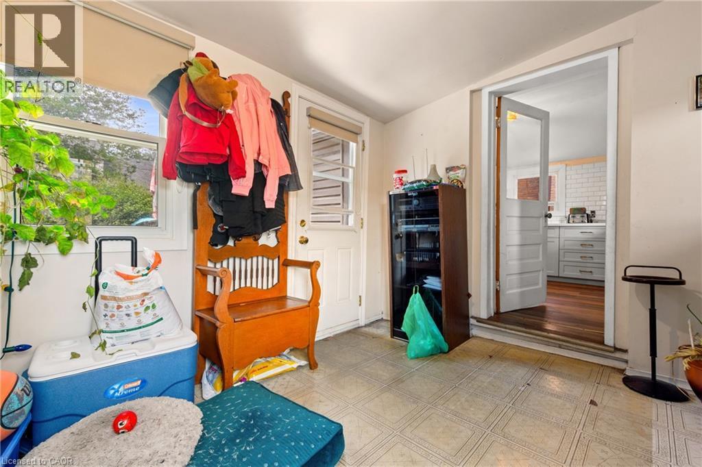 193 Locke Street N, Hamilton, ON - Indoor