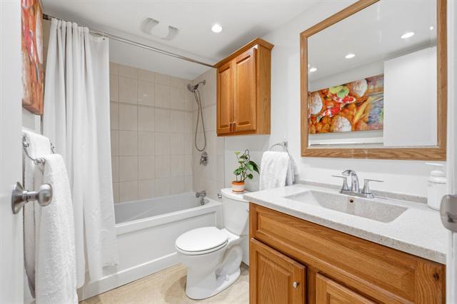 42 Knotsberry Bay, Winnipeg, MB
