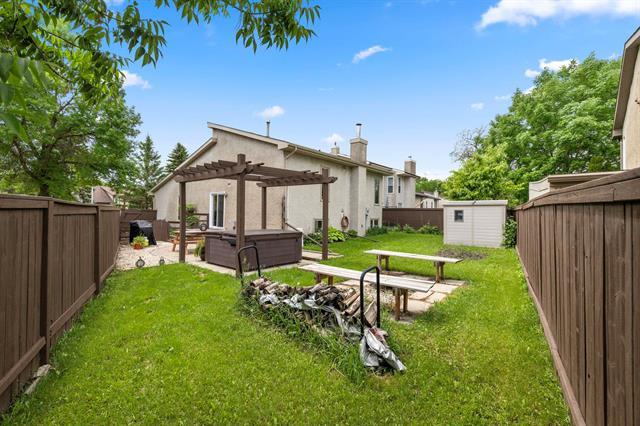 42 Knotsberry Bay, Winnipeg, MB