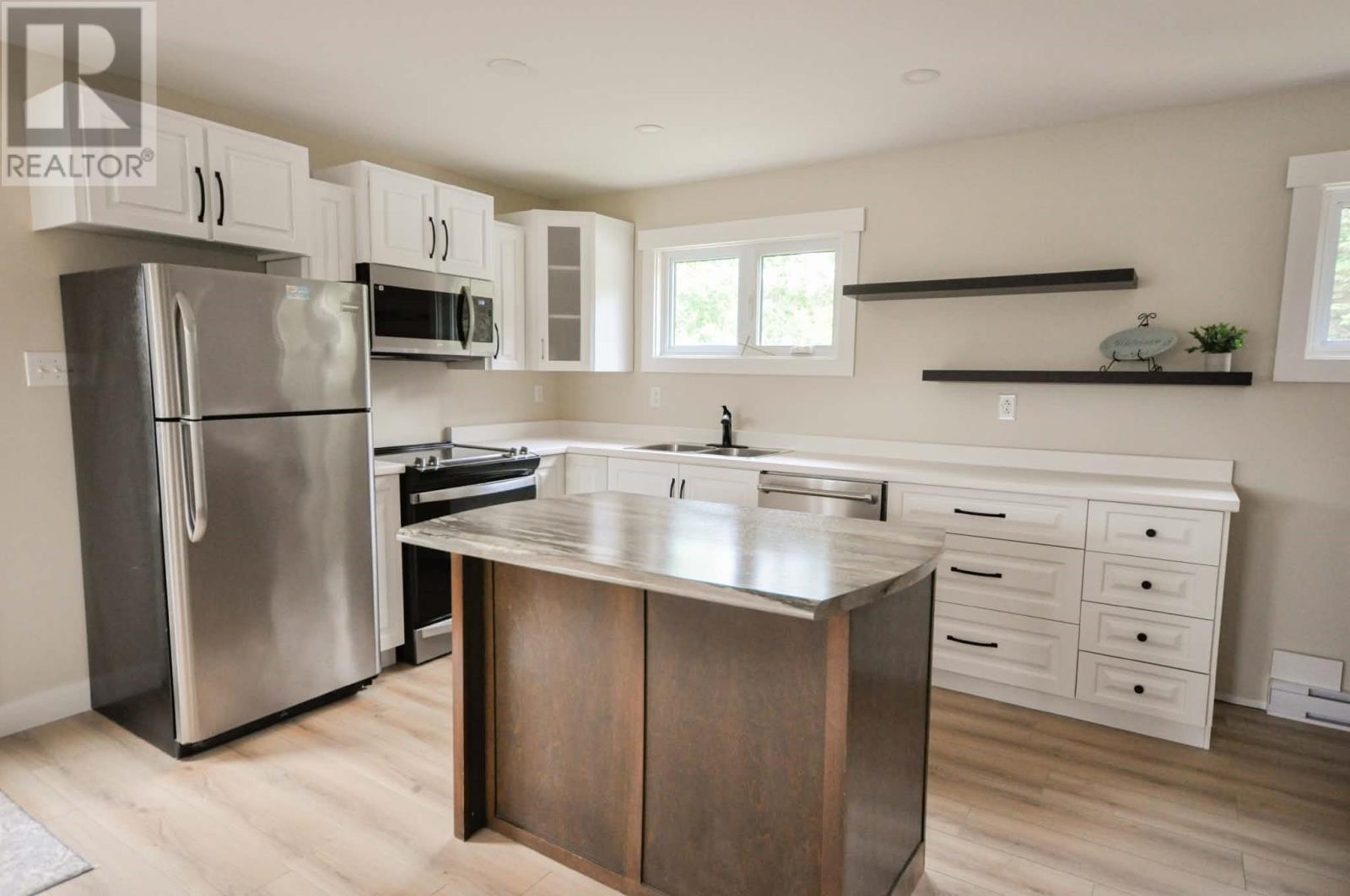 24 Cabot Lane, Jerseyside, NL