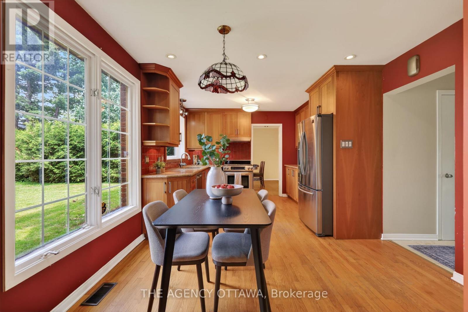 Sun-filled breakfast area with garden views - 1681 Amberdale Crescent, Ottawa, ON