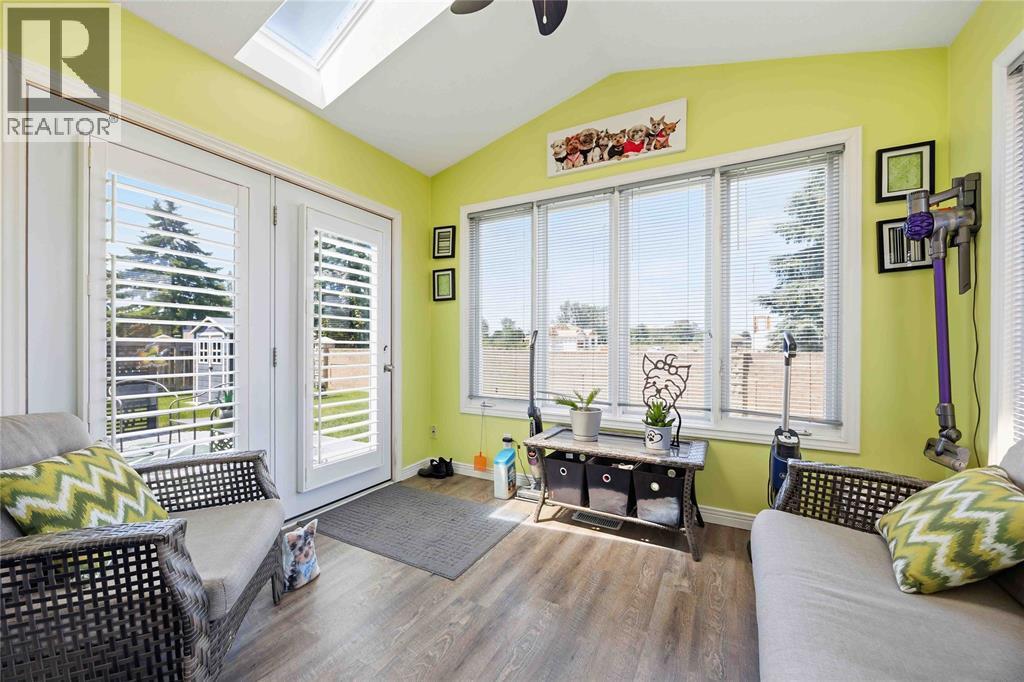 220 Paddock Green Circle, St Clair, ON