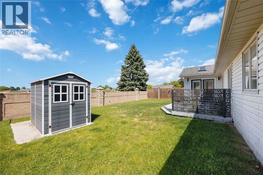 220 Paddock Green Circle, St Clair, ON