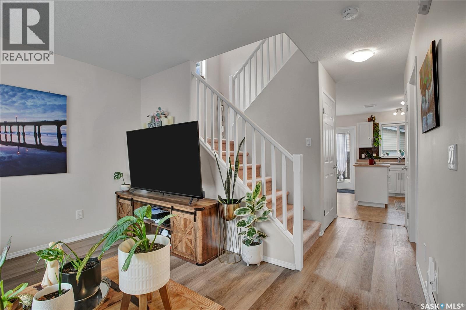 122 Blakeney Crescent, Saskatoon, SK