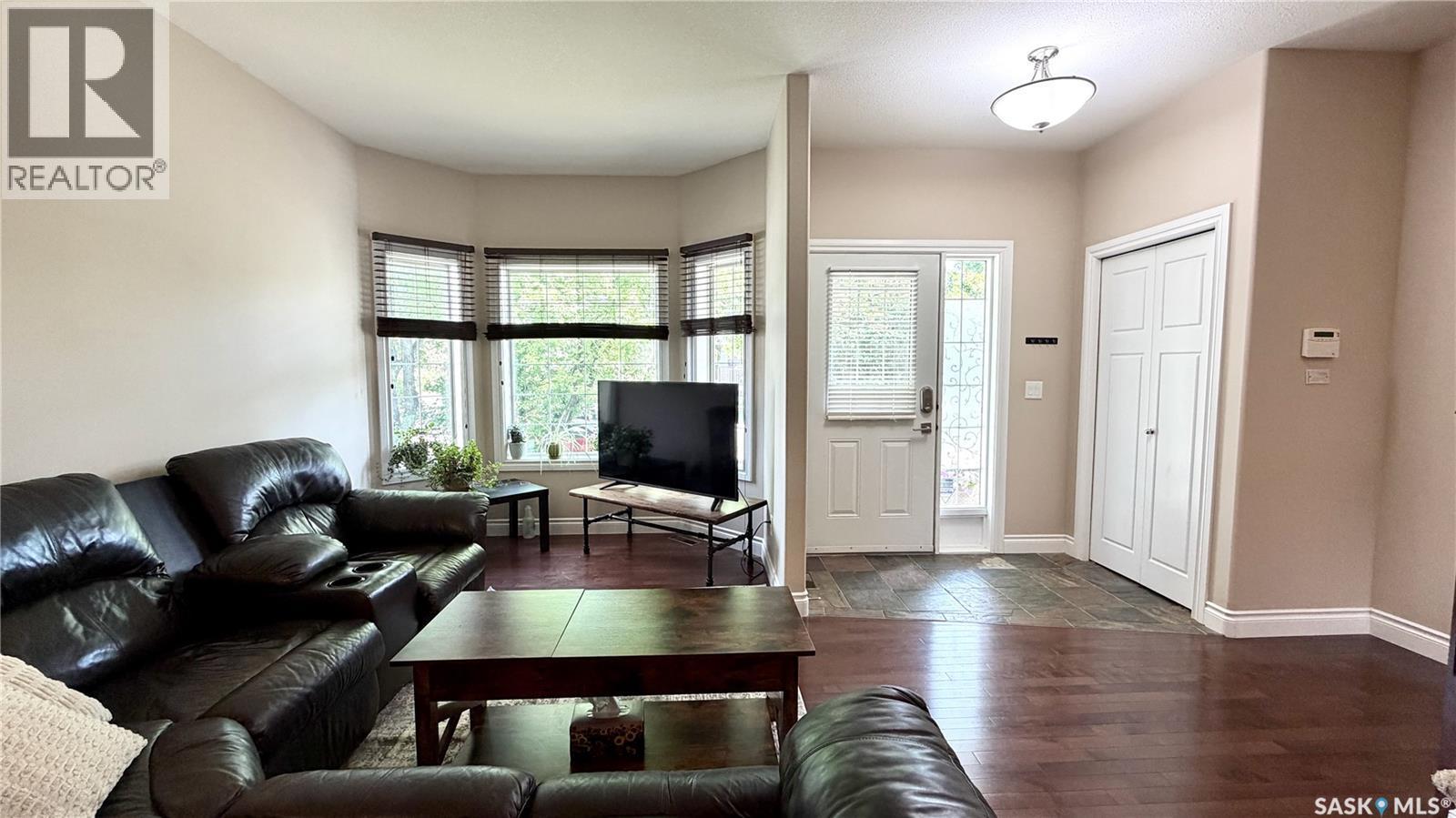1233 13Th Street E, Saskatoon, SK