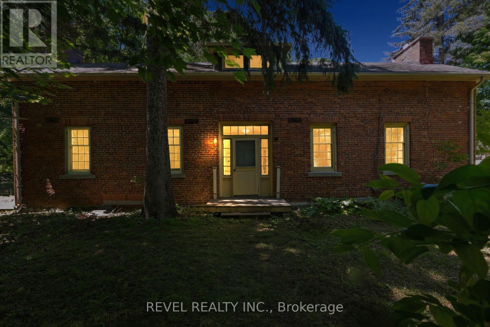 41 Mill Street, Mississauga, ON