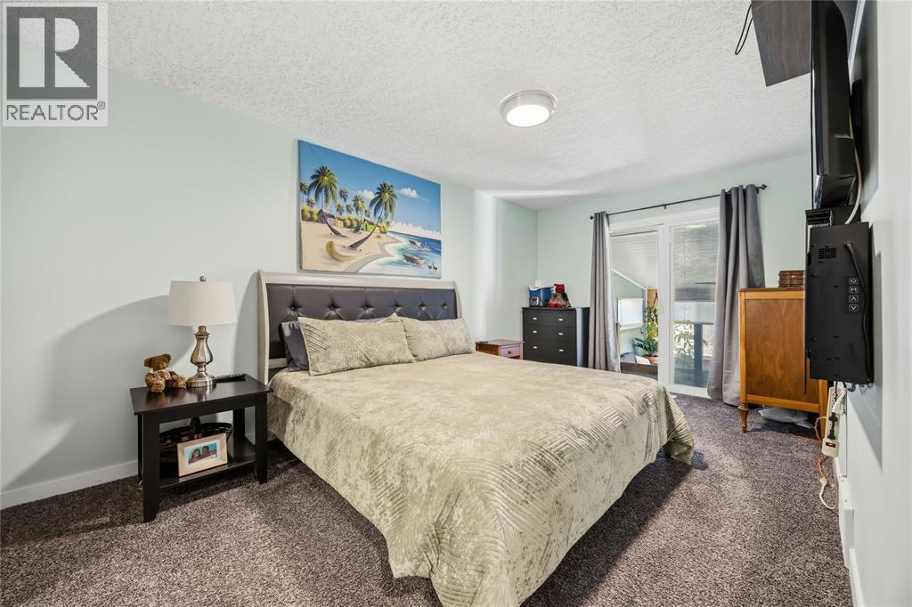 144 Templeton Crescent, St Clair, ON