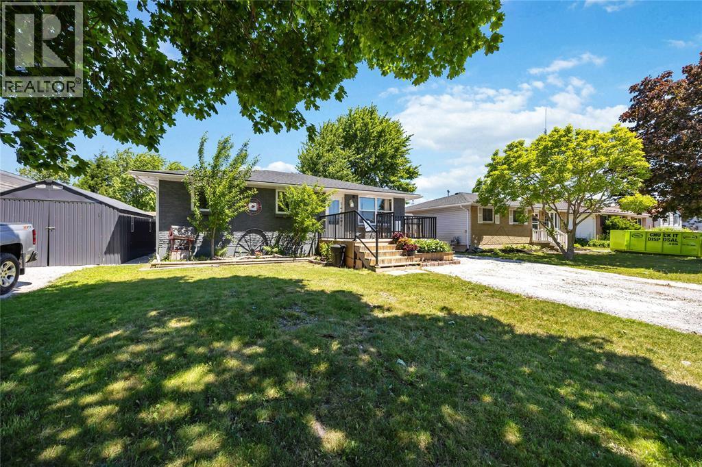 144 Templeton Crescent, St Clair, ON