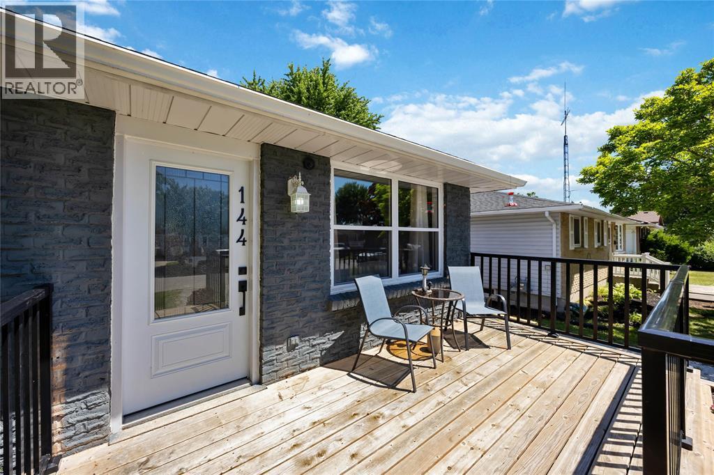 144 Templeton Crescent, St Clair, ON