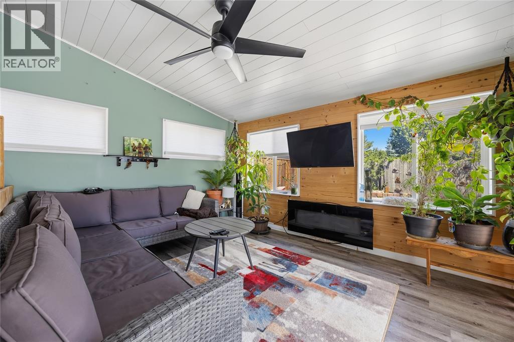 144 Templeton Crescent, St Clair, ON
