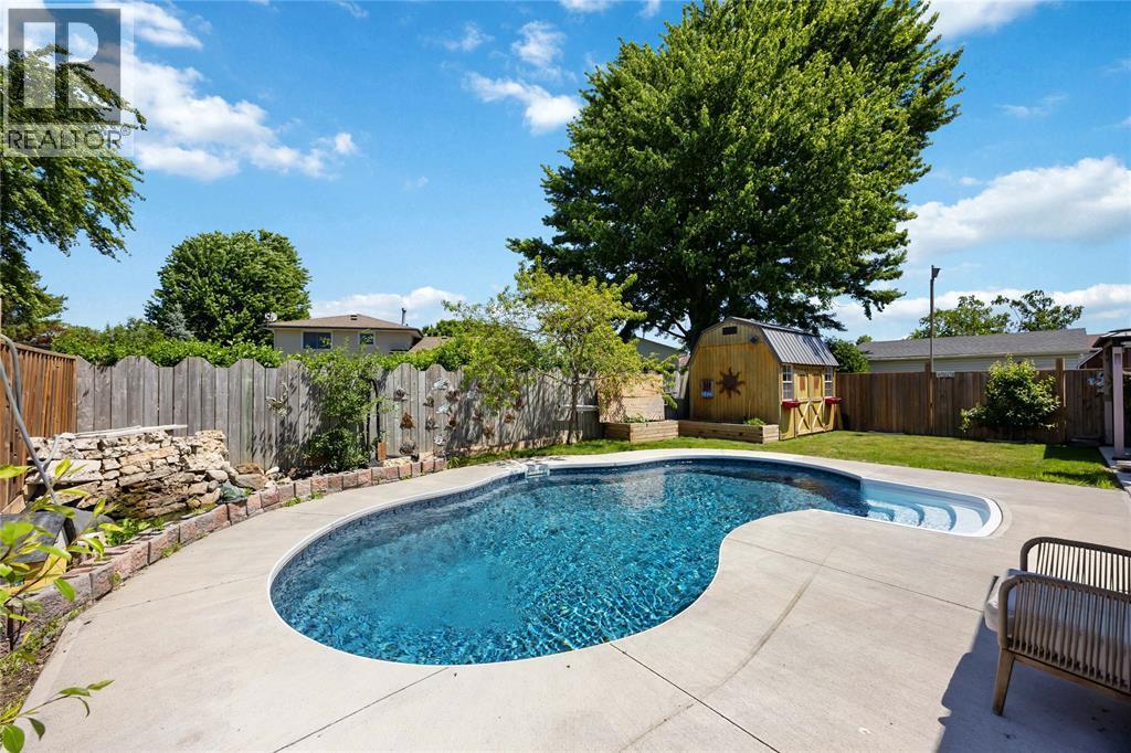 144 Templeton Crescent, St Clair, ON