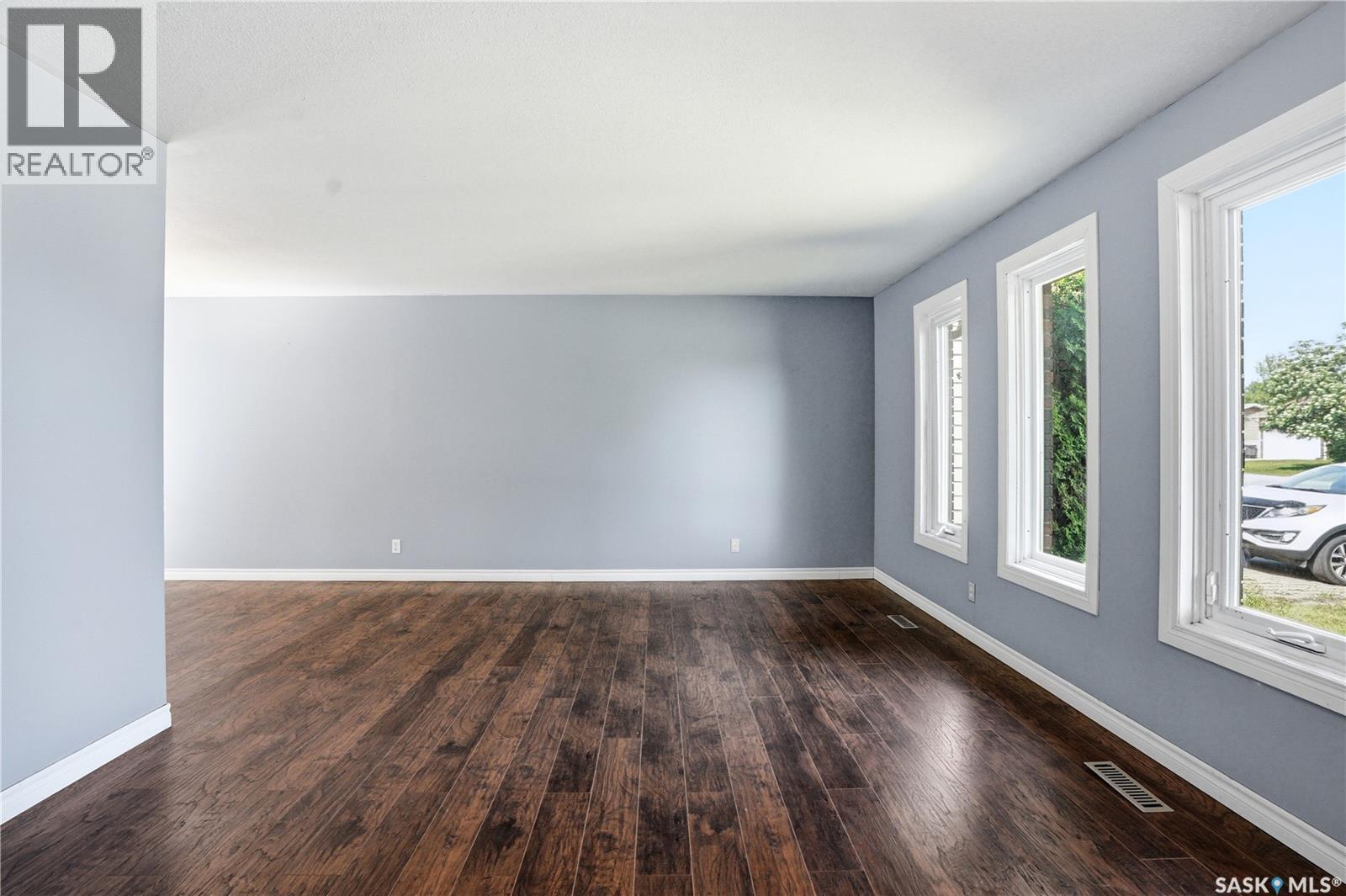 135 Penryn Crescent, Saskatoon, SK
