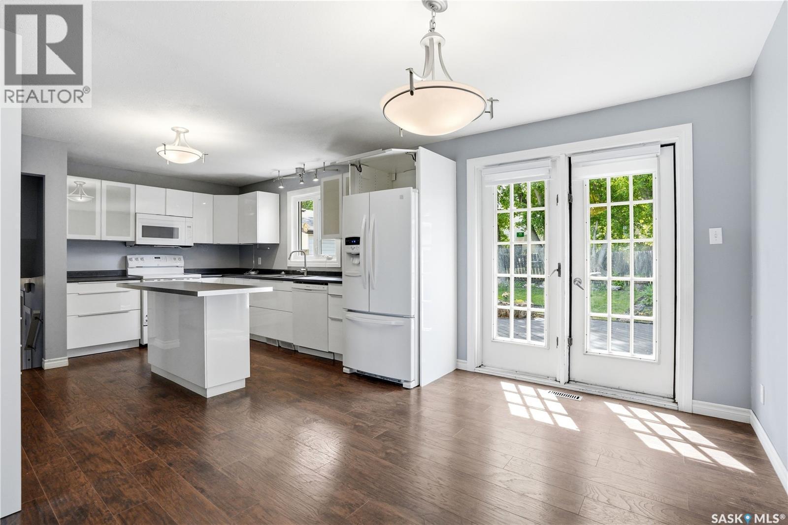 135 Penryn Crescent, Saskatoon, SK