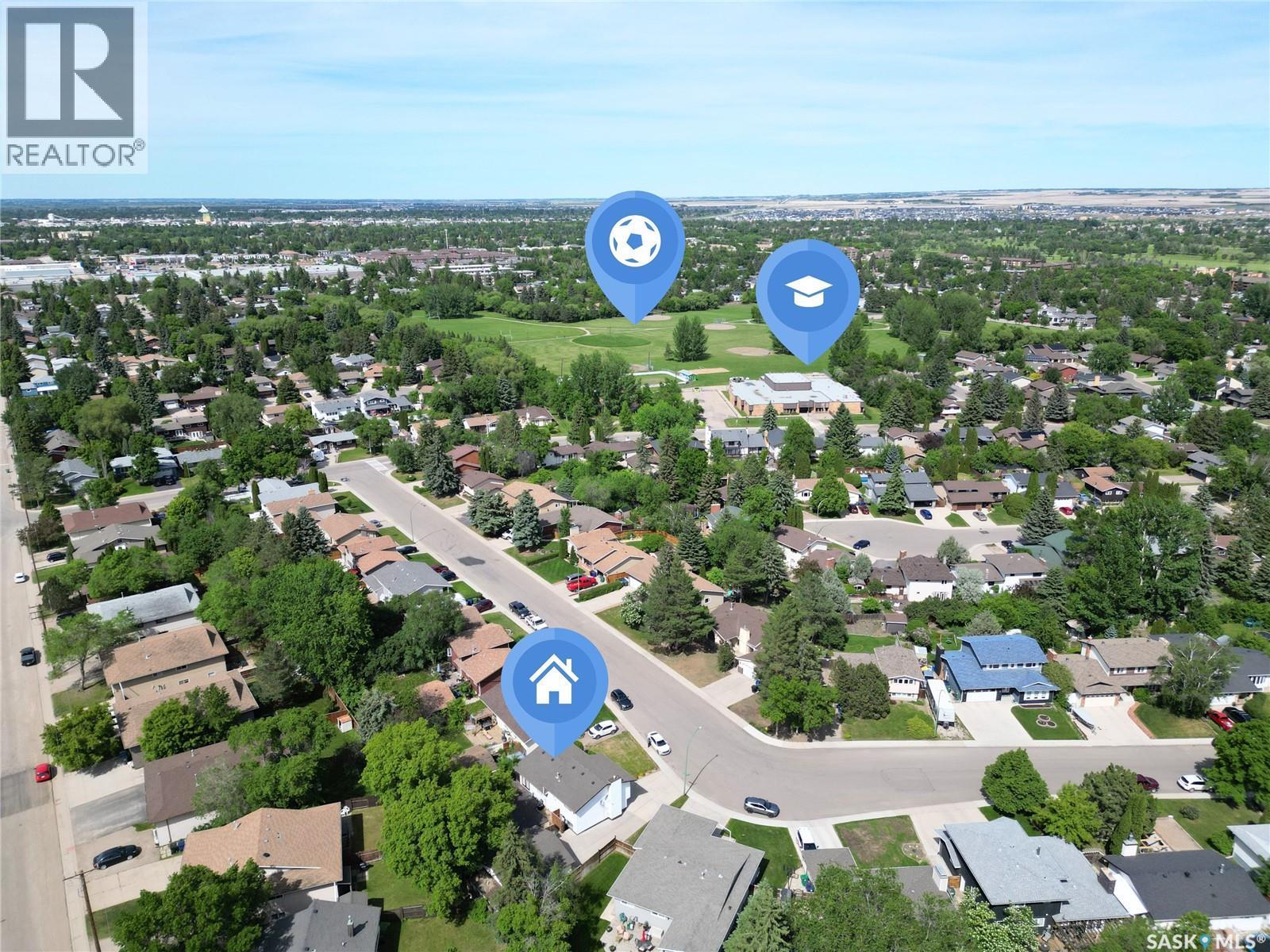135 Penryn Crescent, Saskatoon, SK