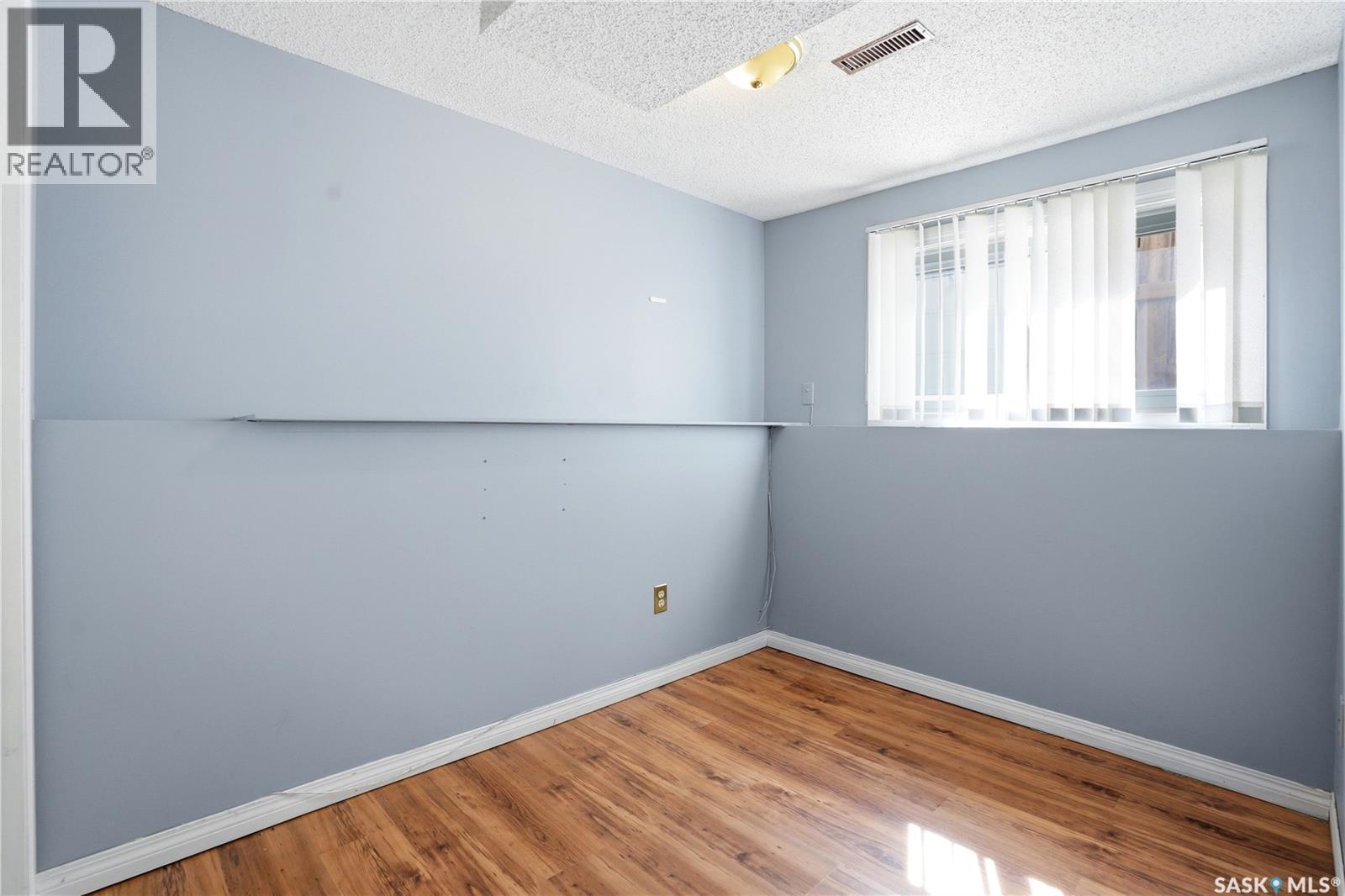 135 Penryn Crescent, Saskatoon, SK