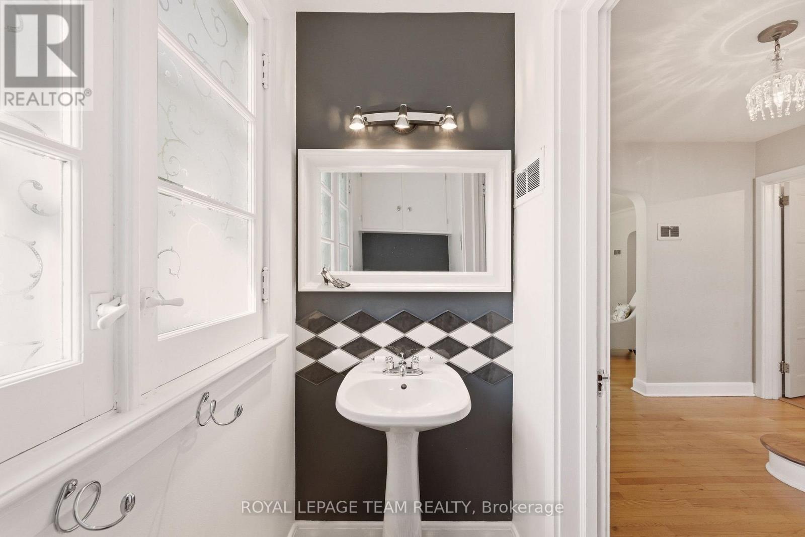 Main Level Powder Room - 96 Java Street, Ottawa, ON