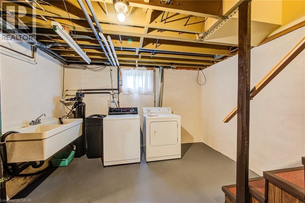 104 Elgin Crescent, Waterloo, ON