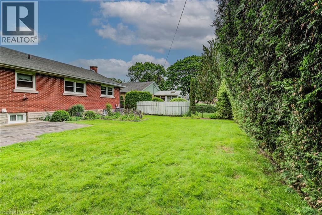 104 Elgin Crescent, Waterloo, ON