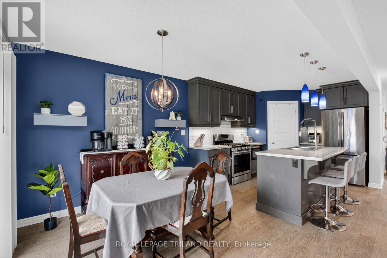 17 Bridle Path, St. Thomas, ON