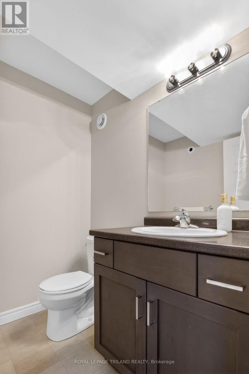 17 Bridle Path, St. Thomas, ON