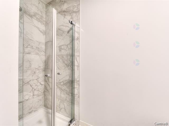 Bathroom - 802-1900 Rue Émile-Martineau, Laval (Laval-Des-Rapides), QC