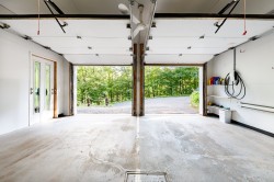 Garage - 