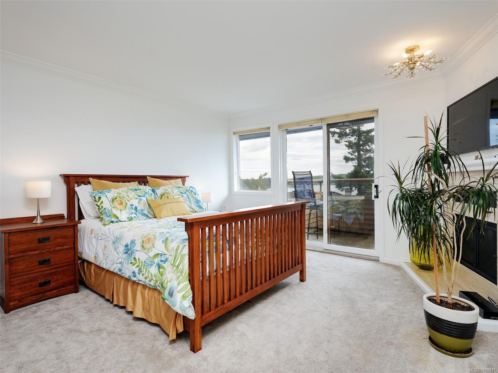 #29-2353 Harbour Rd, Sidney, BC
