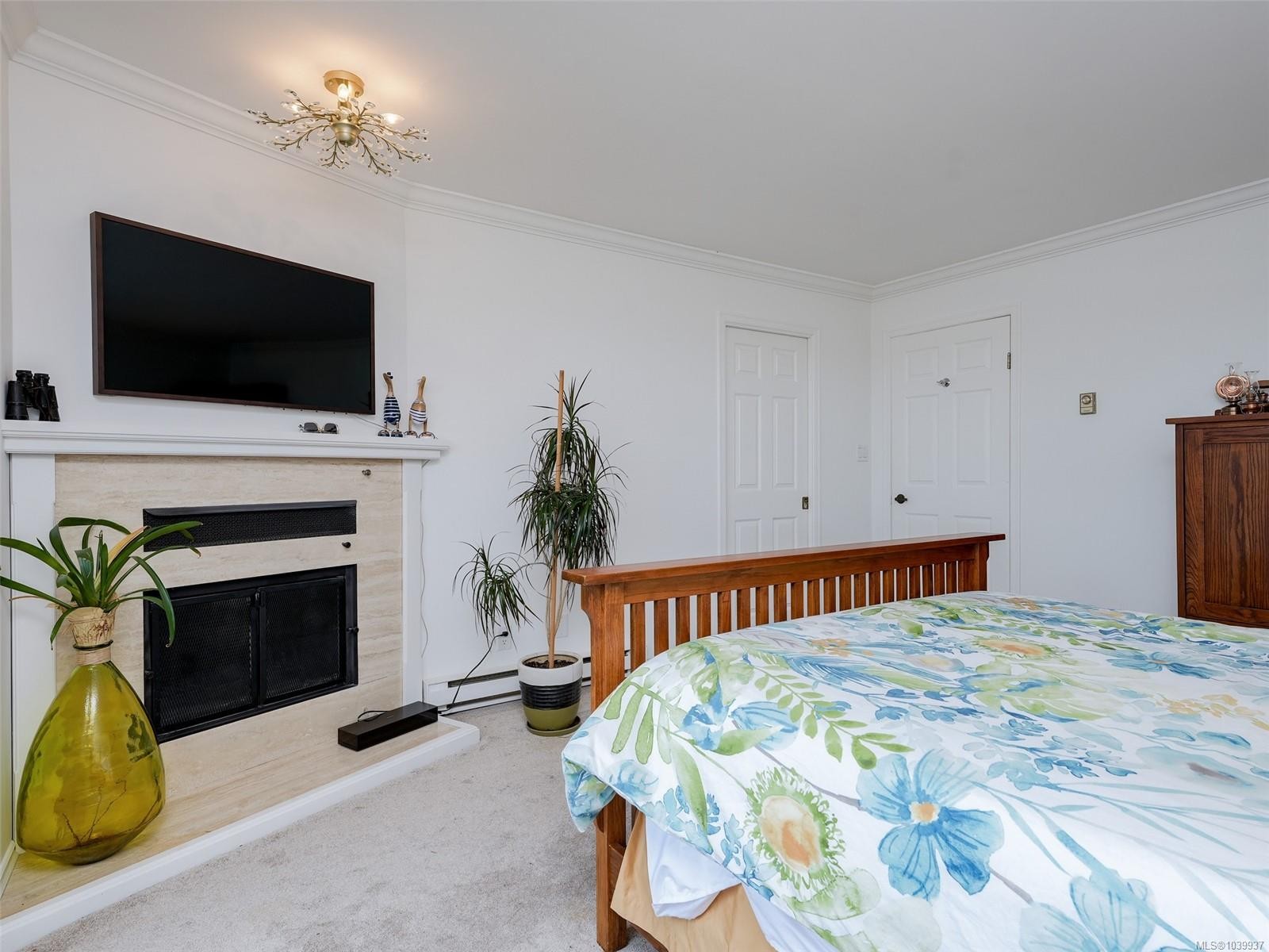 #29-2353 Harbour Rd, Sidney, BC