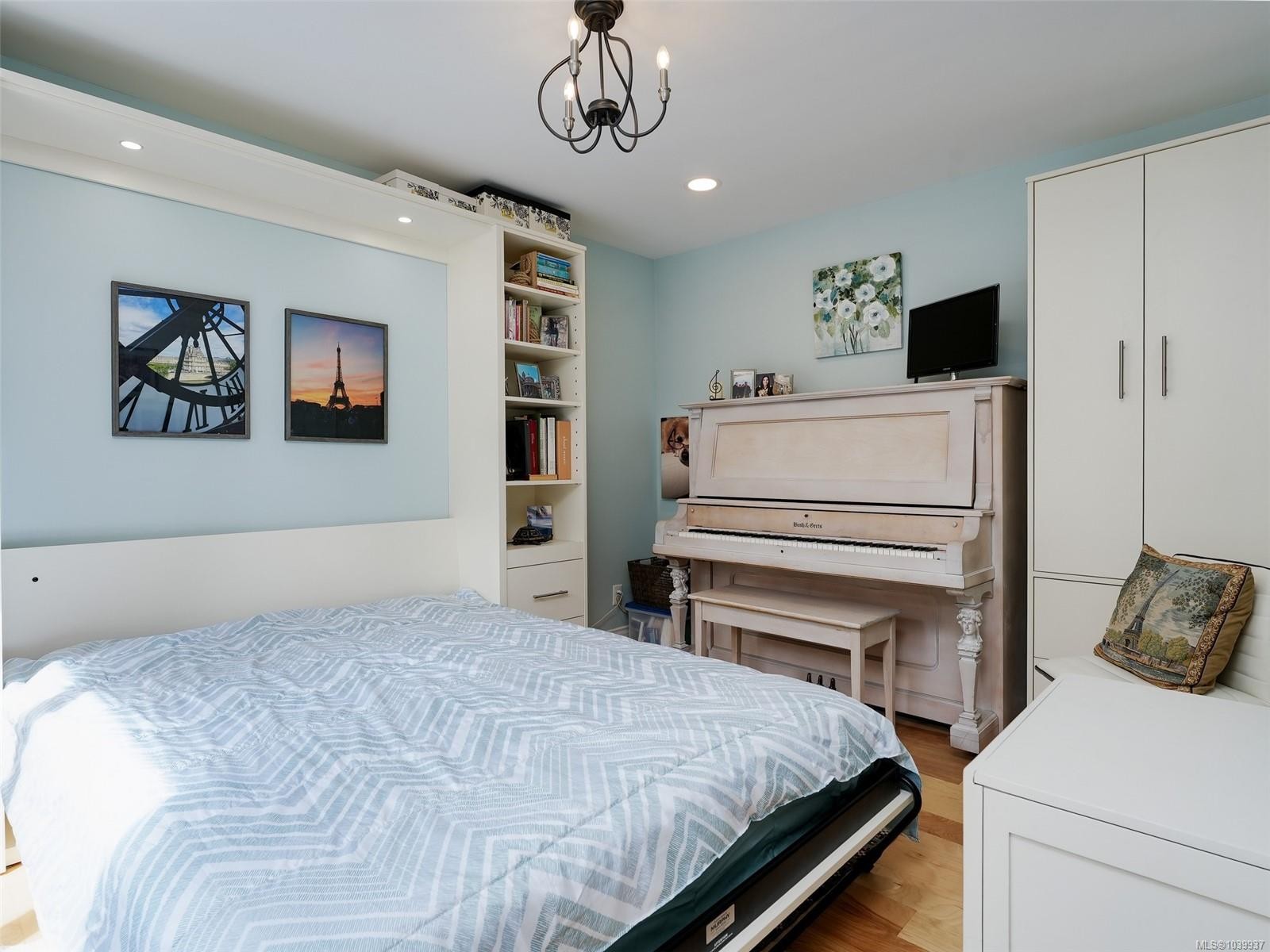 #29-2353 Harbour Rd, Sidney, BC