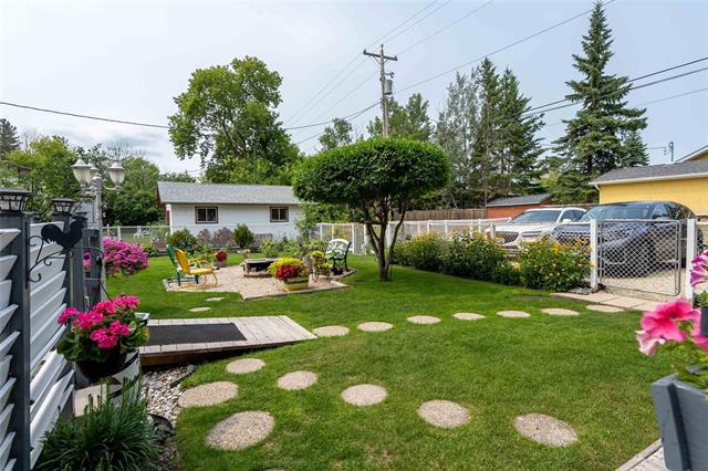 543 Silverdale Ave, Winnipeg Beach, MB