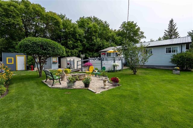 543 Silverdale Ave, Winnipeg Beach, MB