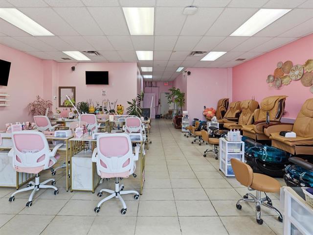 2450 Main St, Winnipeg, MB