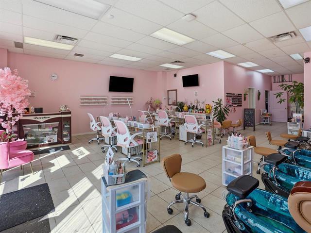 2450 Main St, Winnipeg, MB