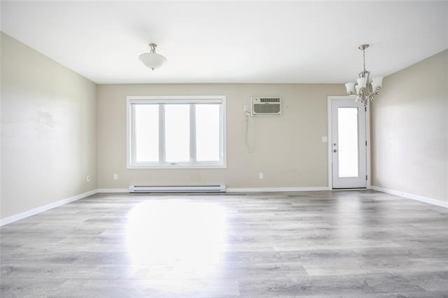 10-423 Main St, St Adolphe, MB