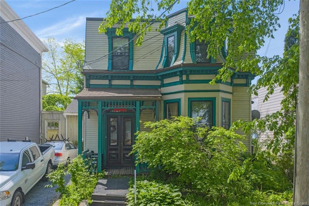 178 Queen St, Saint John, NB