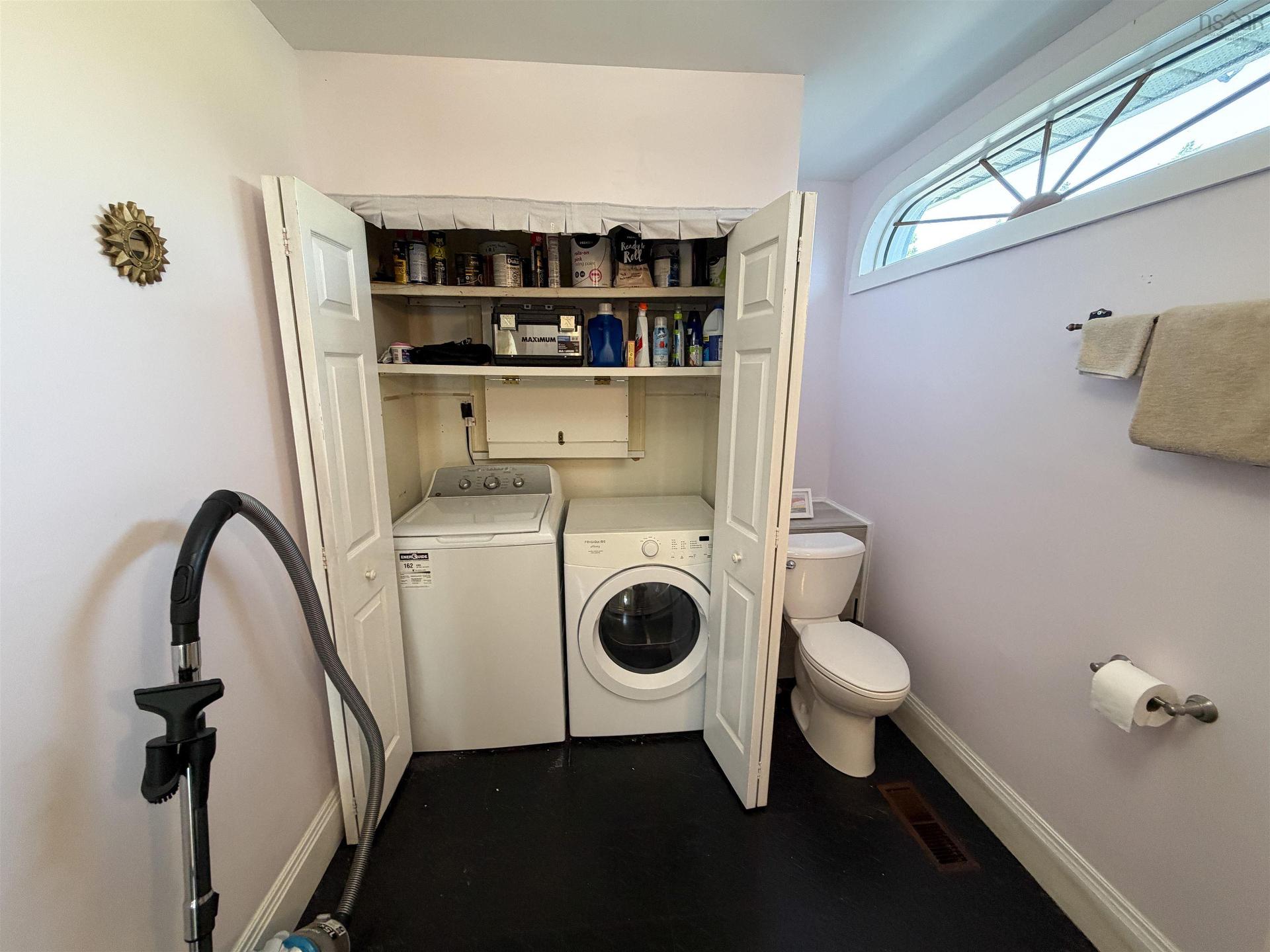 108 Highway 304, Overton, NS - Indoor Photo Showing Laundry Room