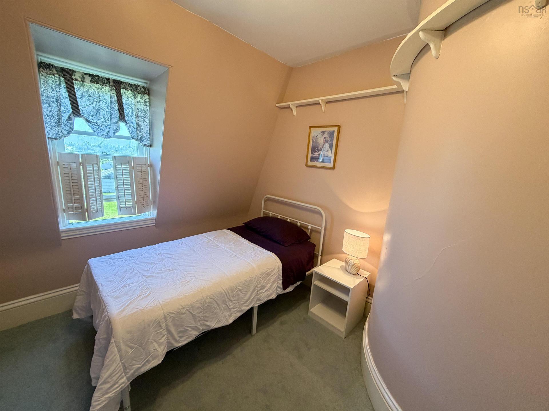 108 Highway 304, Overton, NS - Indoor Photo Showing Bedroom